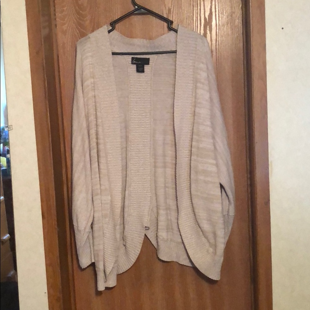 Tulip backed cardigan